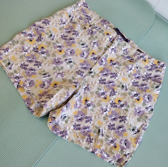 Gloria Vanderbilt Denim Floral Stretch High Waist Shorts Size 14 - Picture 1 of 8